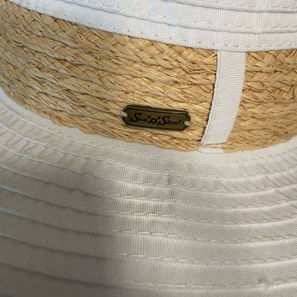 Sun N Sand straw hat - Picture 2 of 3